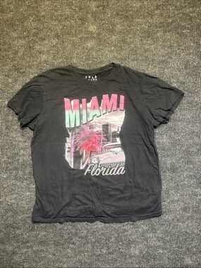 free state short sleeve tee “Miami Florida” size large